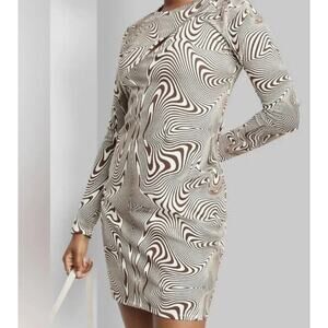 Wild Fable Women’s S Small Dress Brown Stripe Swirl Long Sleeved Striped Mini